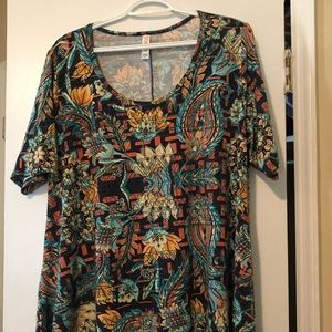 Lularoe shirt